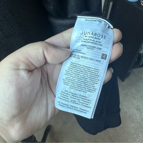 Junarose by Vera Moda Black Silver Embellished Shoulder Western Blazer - Picture 14 of 16